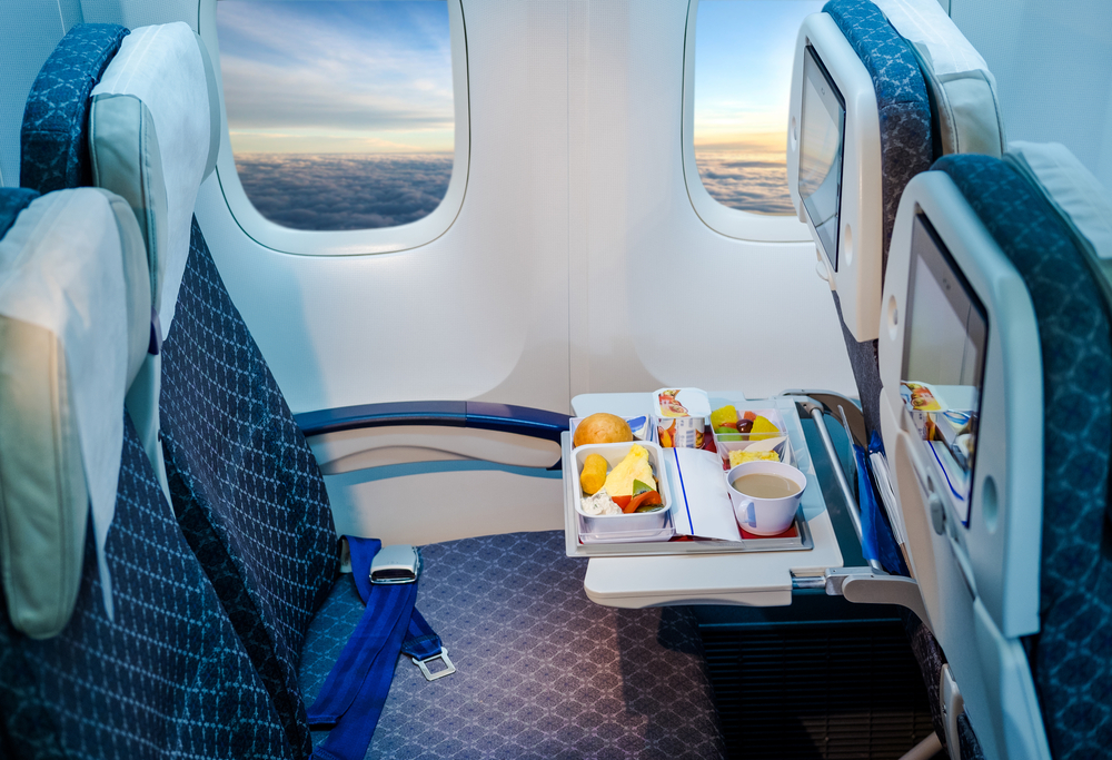 meals on a plane - Fun Facts About Flying